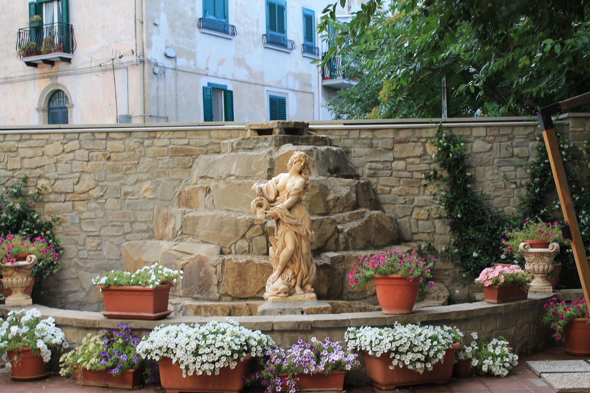 Hotel Ristorante Mariano Stigliano  Εξωτερικό φωτογραφία